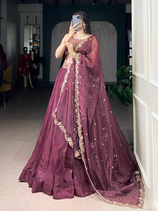 ELVINA Chanda Silk SLM Traditional lehenga wholesalers in Hyderabad